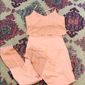 Beyond Yoga set- cropped tank and leggings